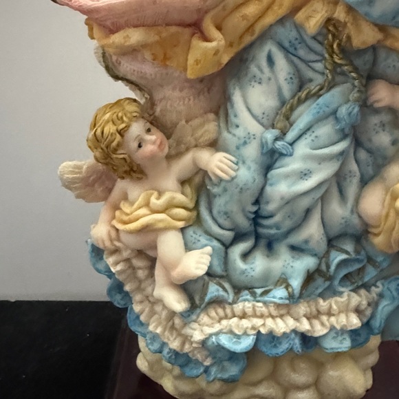 Angel and Cherubs Statue, 11” Tall, Resin On Wood Base, Unbranded - Picture 3 of 9